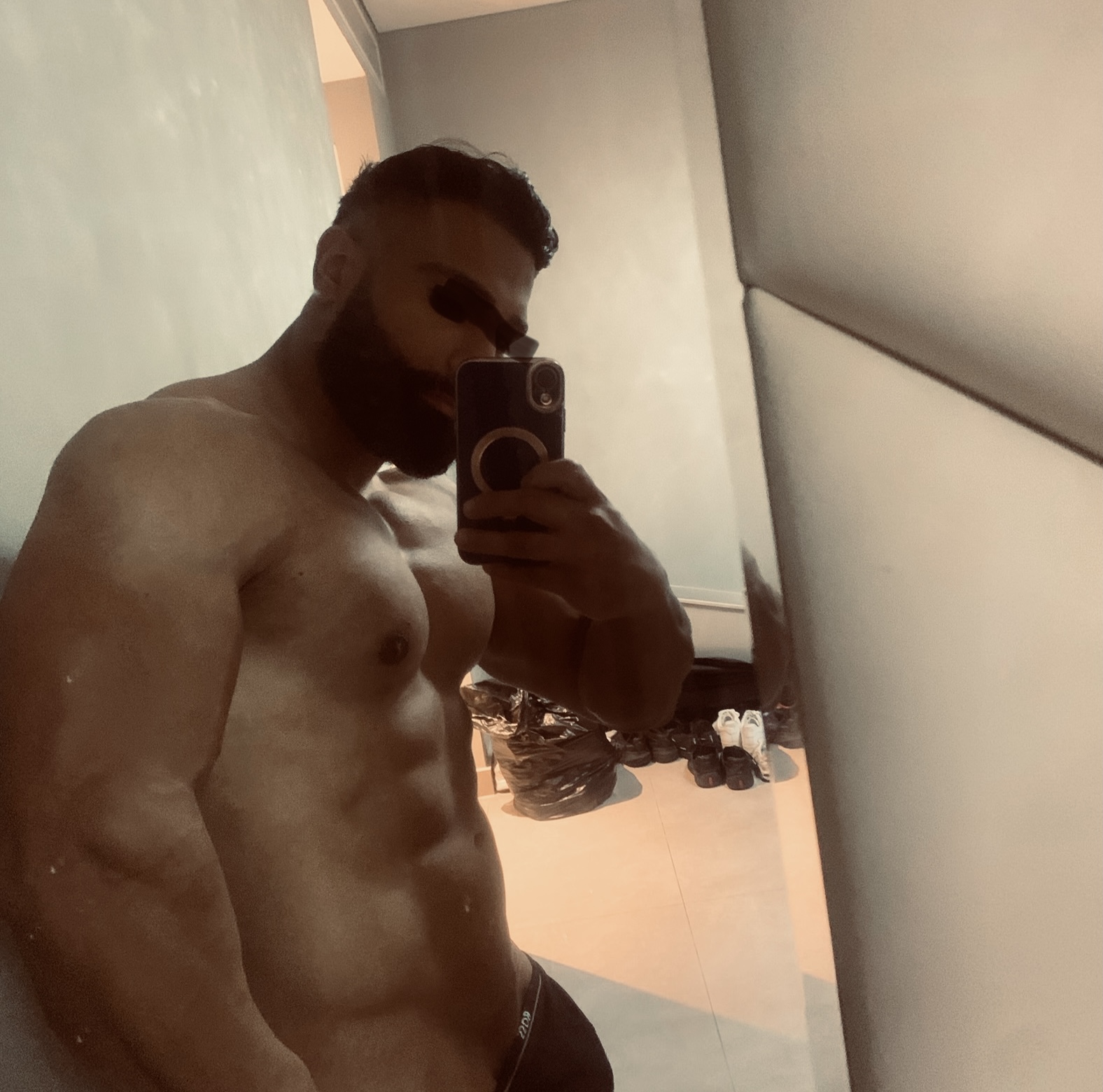 GURU side-view physique progress portrait